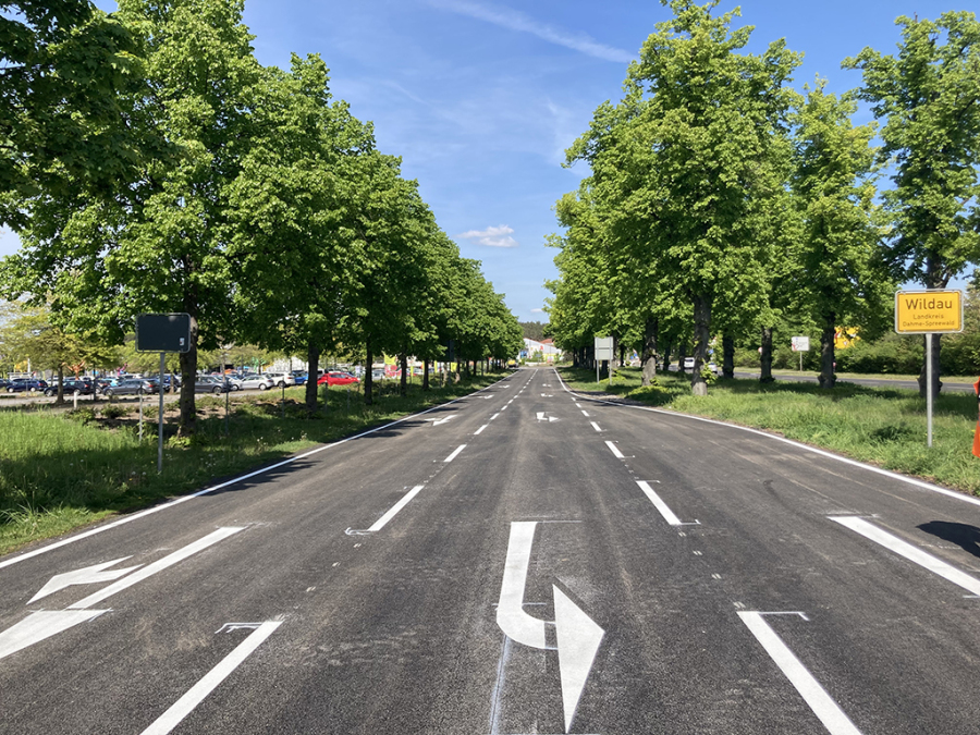 Zu sehen ist die Instandsetzung der Kreisstraße K6160 zwischen der Anschlussstelle zur B179/ L400 und dem 2. Kreisverkehr in Wildau.